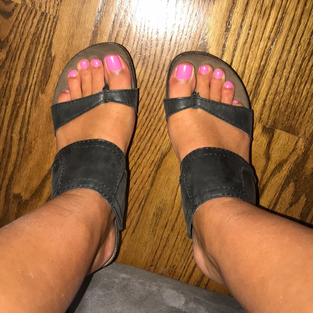 Black OTBT Wedges